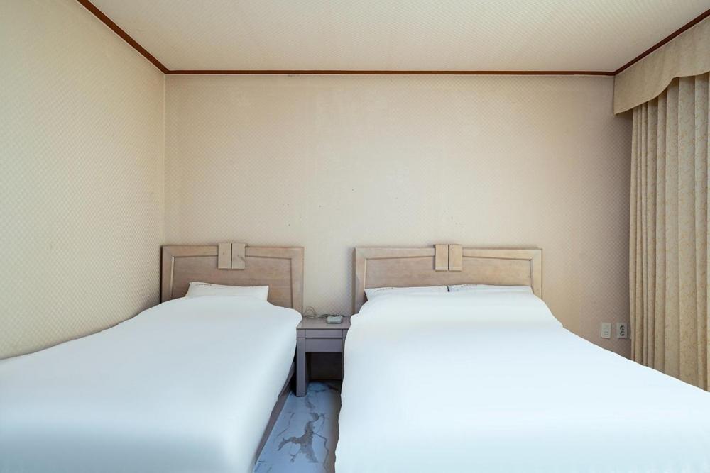 Oceanview Resortel Boryeong Exterior photo