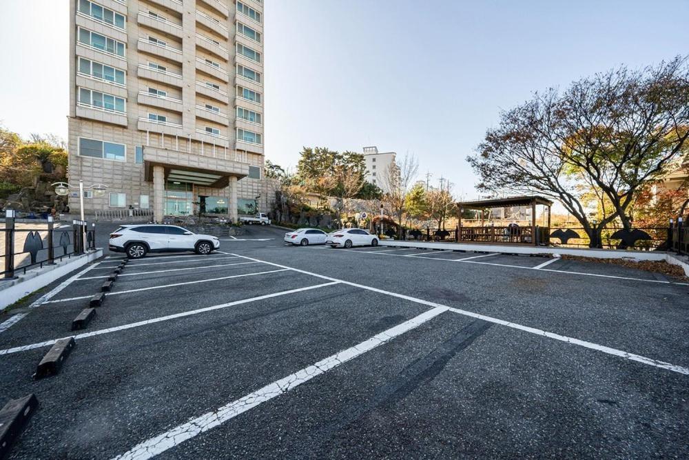 Oceanview Resortel Boryeong Exterior photo
