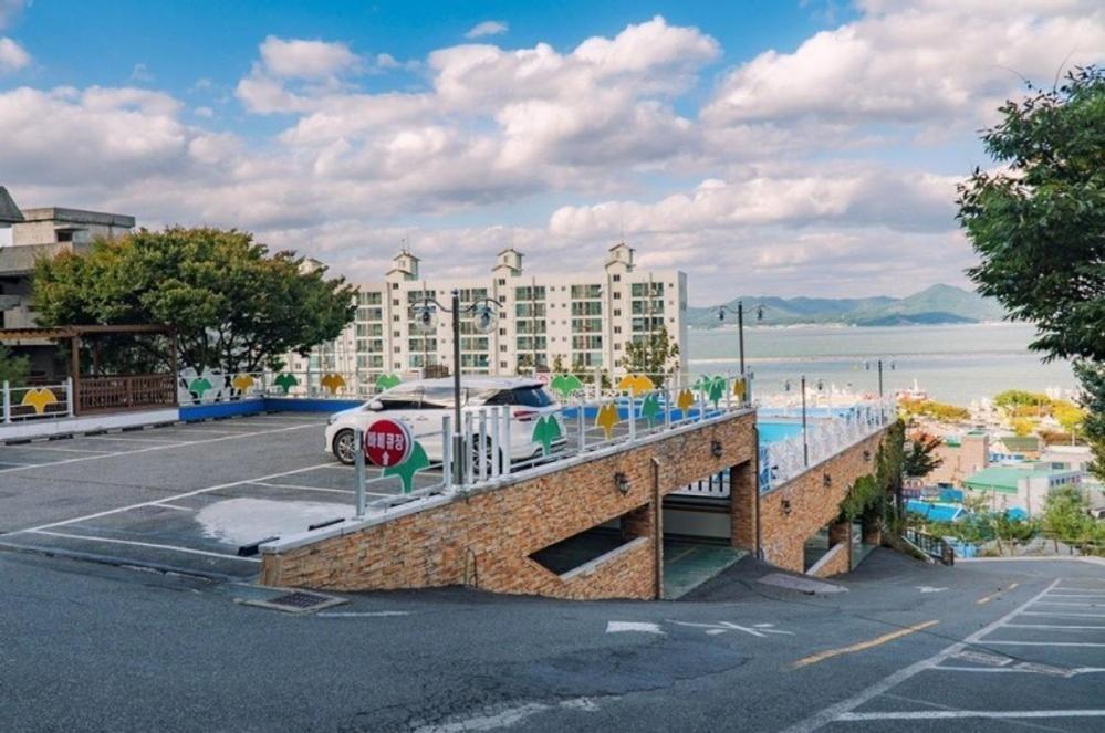 Oceanview Resortel Boryeong Exterior photo